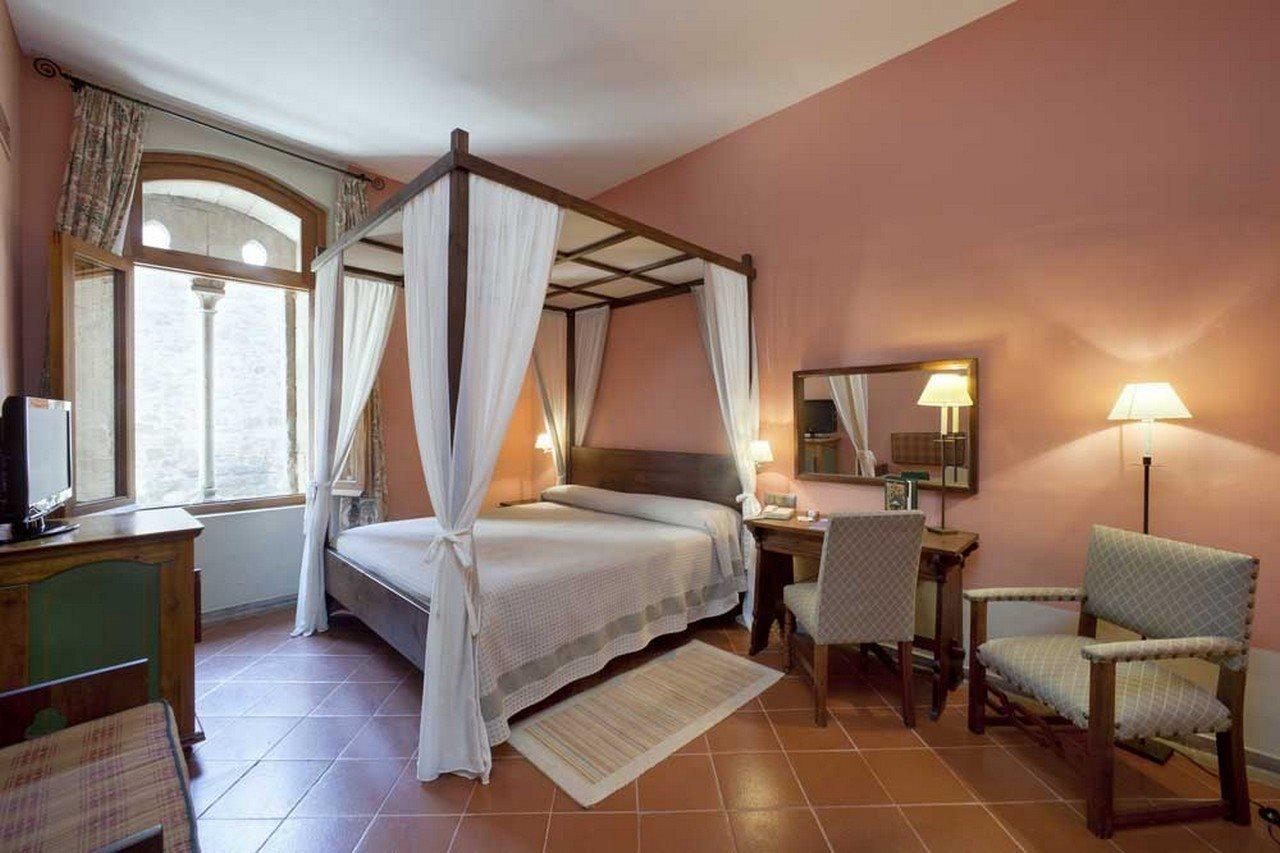 Hotel De 4*