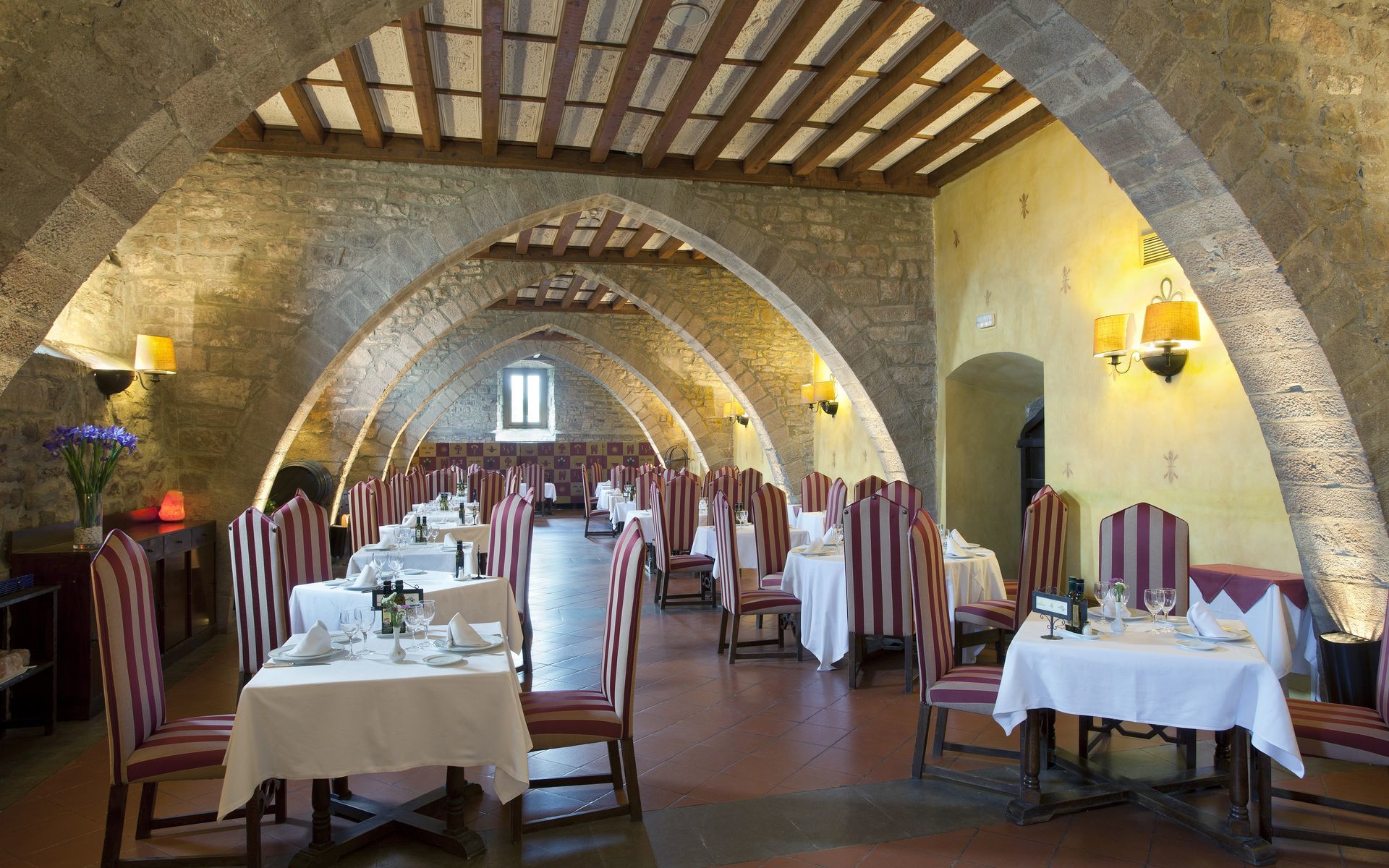 Hotel De 4*